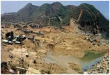 缅甸翡翠矿发生矿难 至少60人遇难百余人失踪